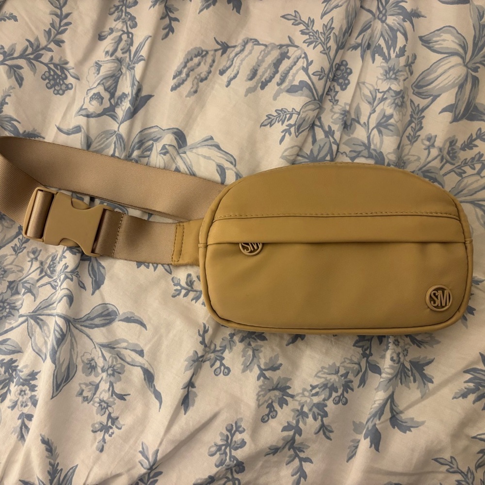 Steve Madden Nude Belt Bag